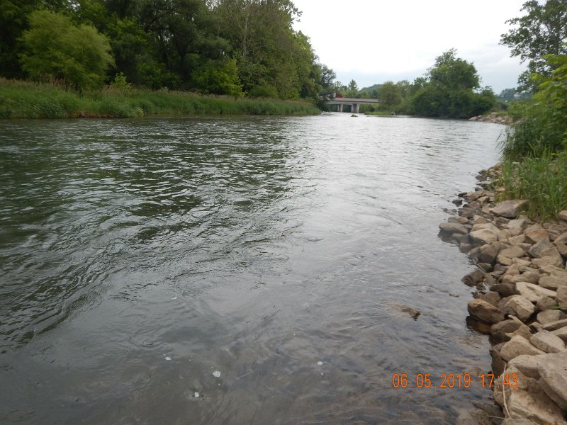 $BaldEagleStatePark2011$.jpg - For me, this is big water. I was casting almost all the way across the stream but still this is more water than I was accustomed to.