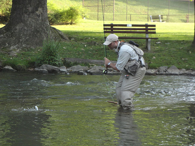 DSC01020.jpg -                                Gary lands a Rainbow