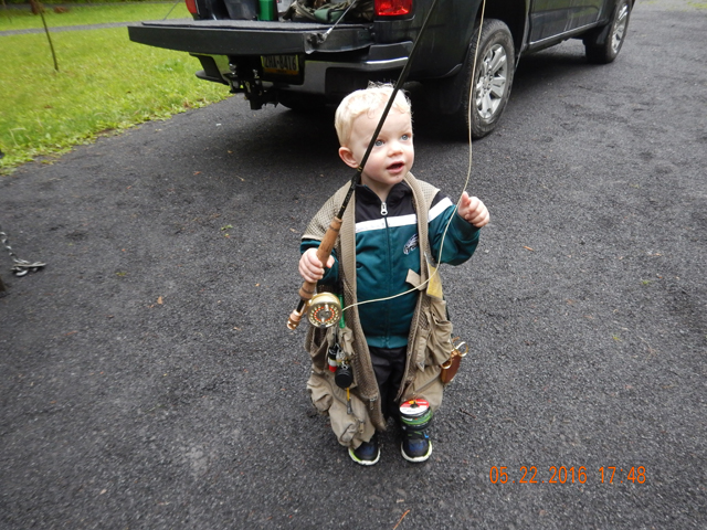 DSCN1315.jpg -                                Doesn't look that hard.  I'm ready to go Pop Pop!