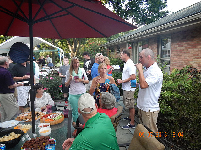 DSCN0091.jpg -                                Pig Roast after the Luncheon 7