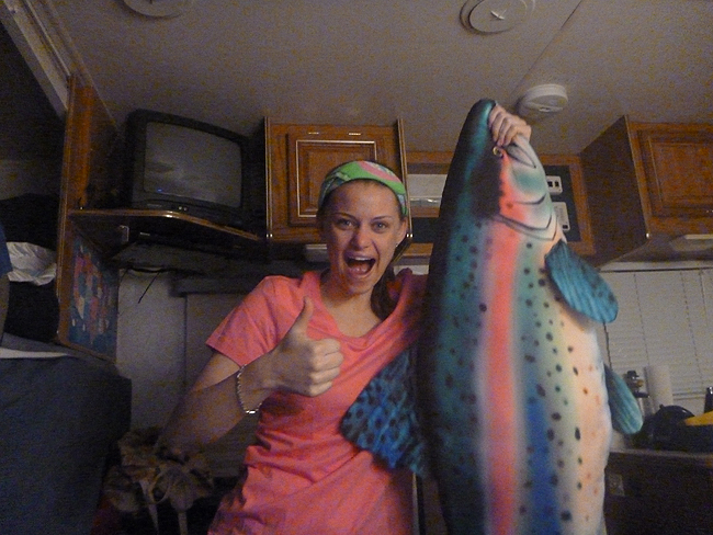 P1000688001.jpg - Suzie got the biggest fish