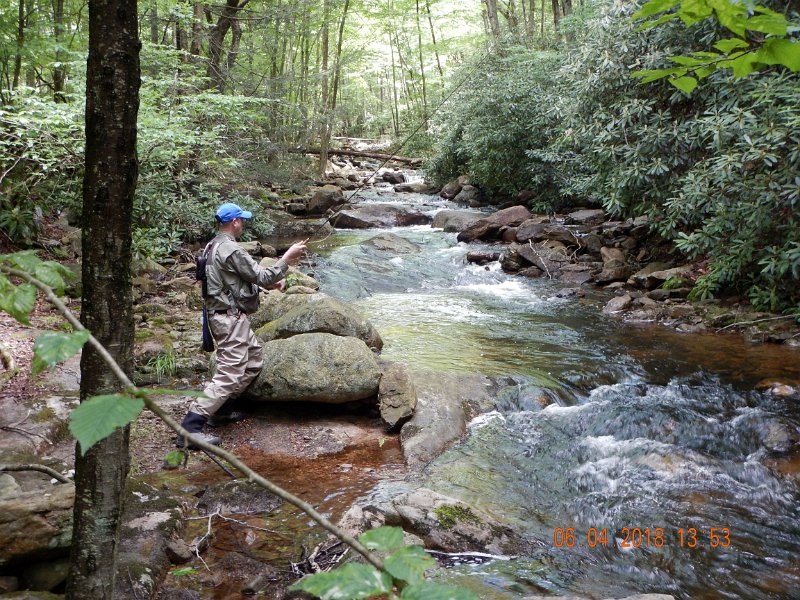 -HIckory-002-.jpg - Gary on Hickory.  Water was full but beautiful.