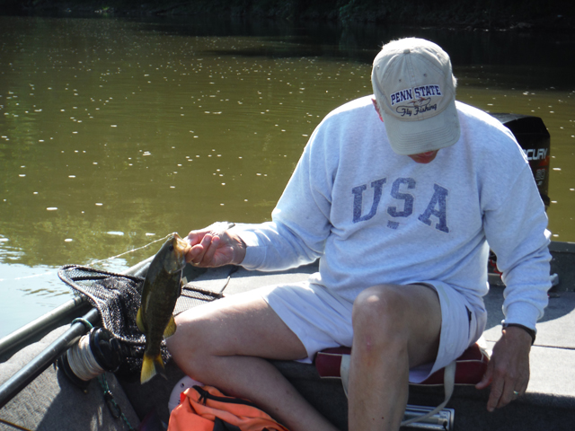 DSCF9664.jpg - Now, where did I put the pliers?
