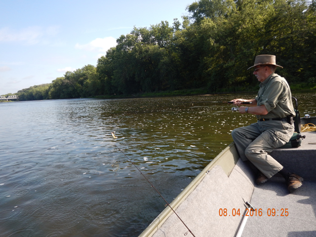 DSCN1577.jpg -                                Ed did ok too!.  He caught a bunch.