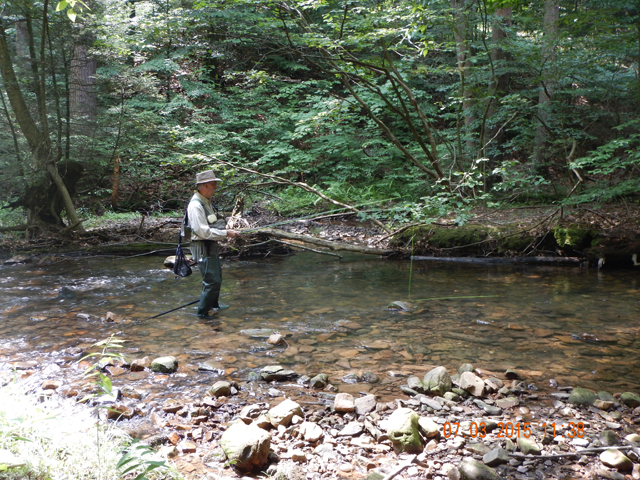 DSCN0498.jpg -                                Ed casting for a fish.