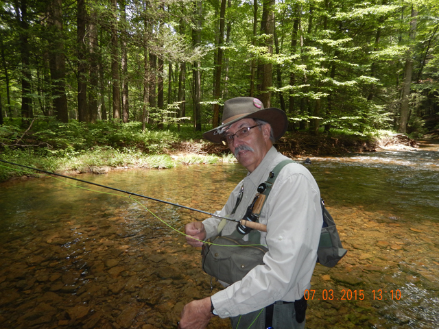 DSCN0509.jpg -                                Just after releasing the fish.